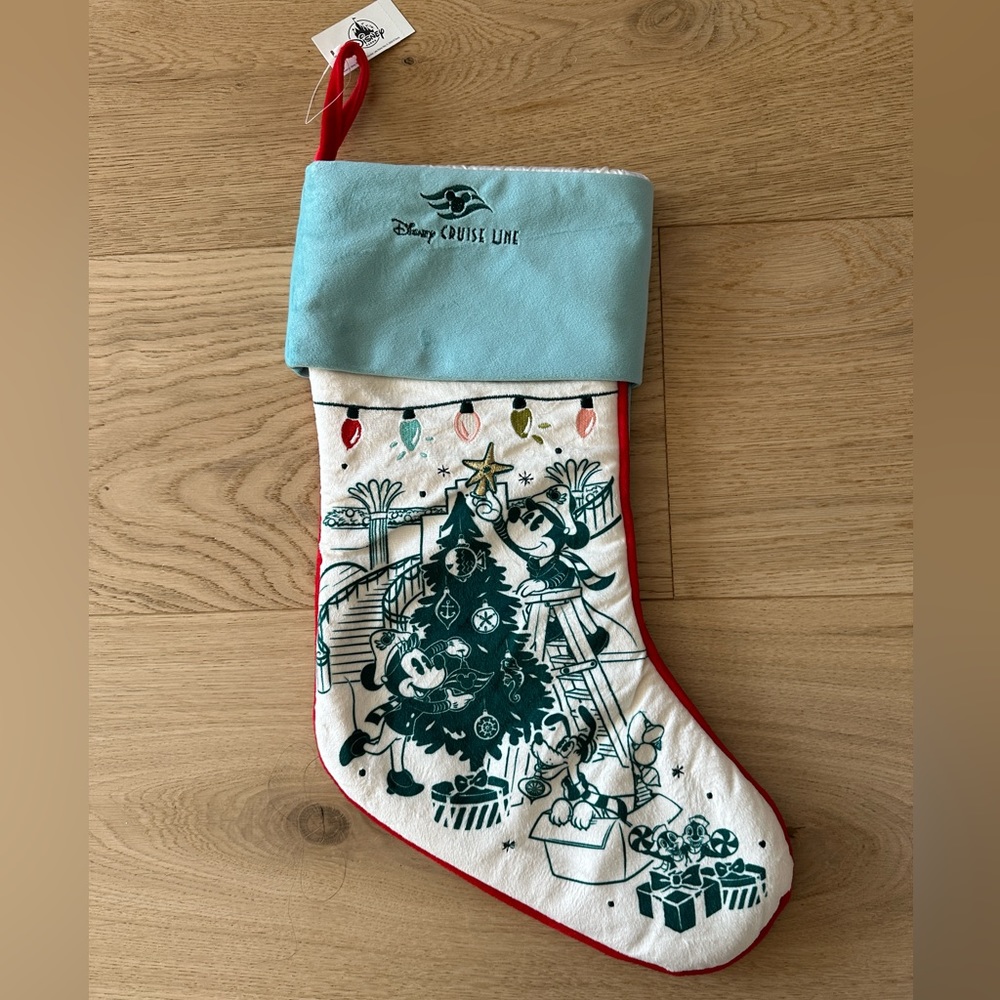 Disney Cruiseline Stockings! NEW, 4 stockings